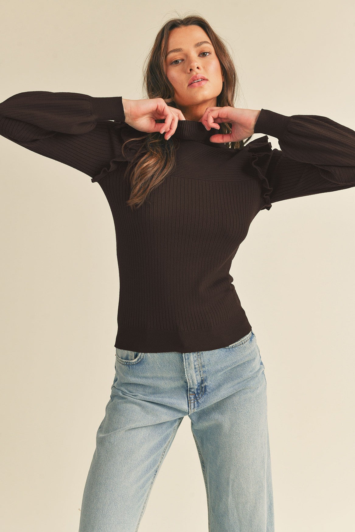 TARYN TURTLENECK