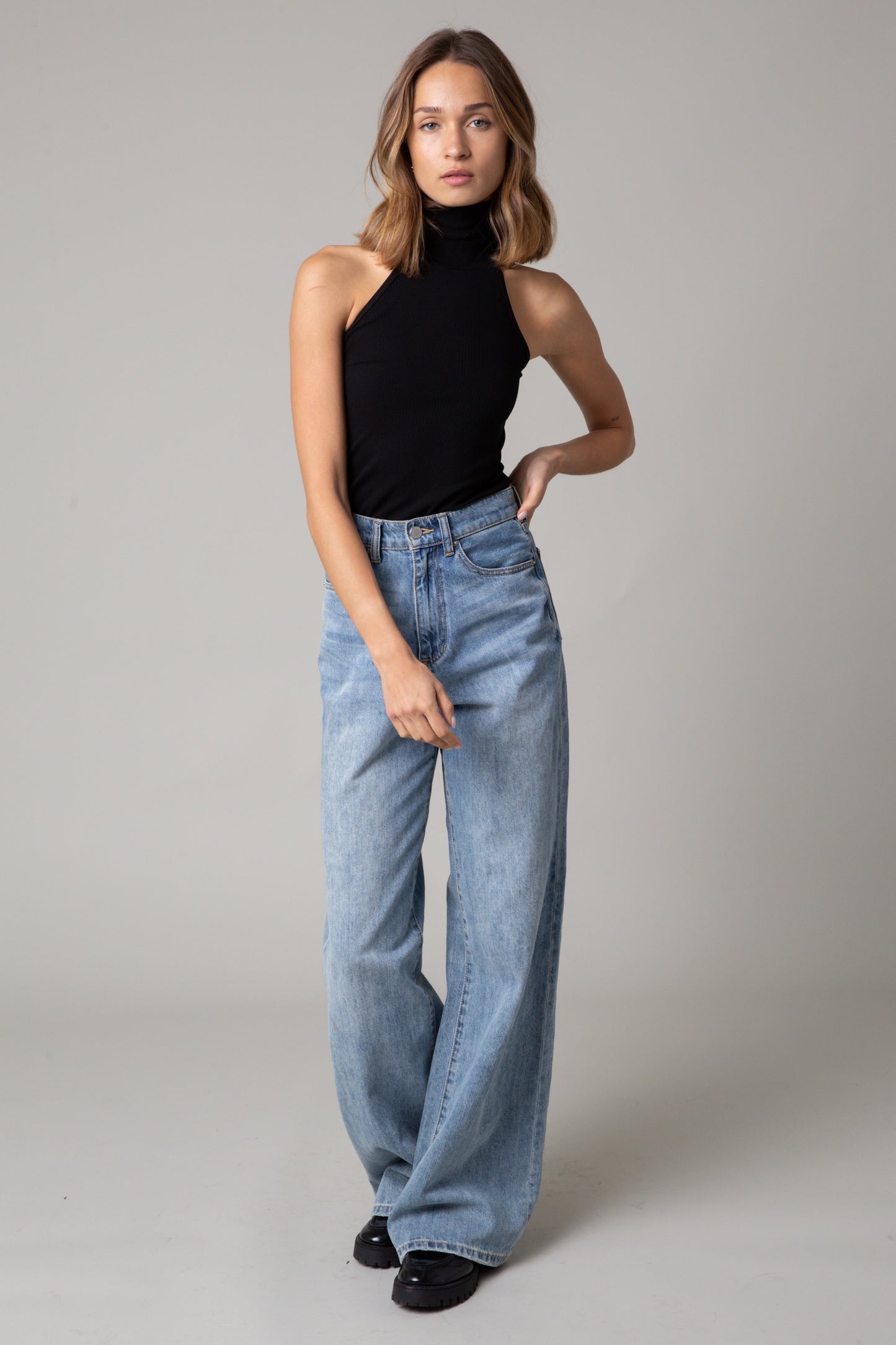EVA TURTLENECK TOP