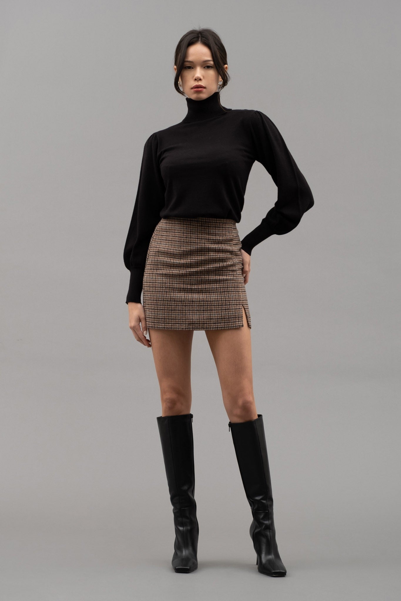 Carolyn Classic Turtleneck