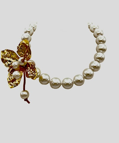 Statement Pearl Necklace