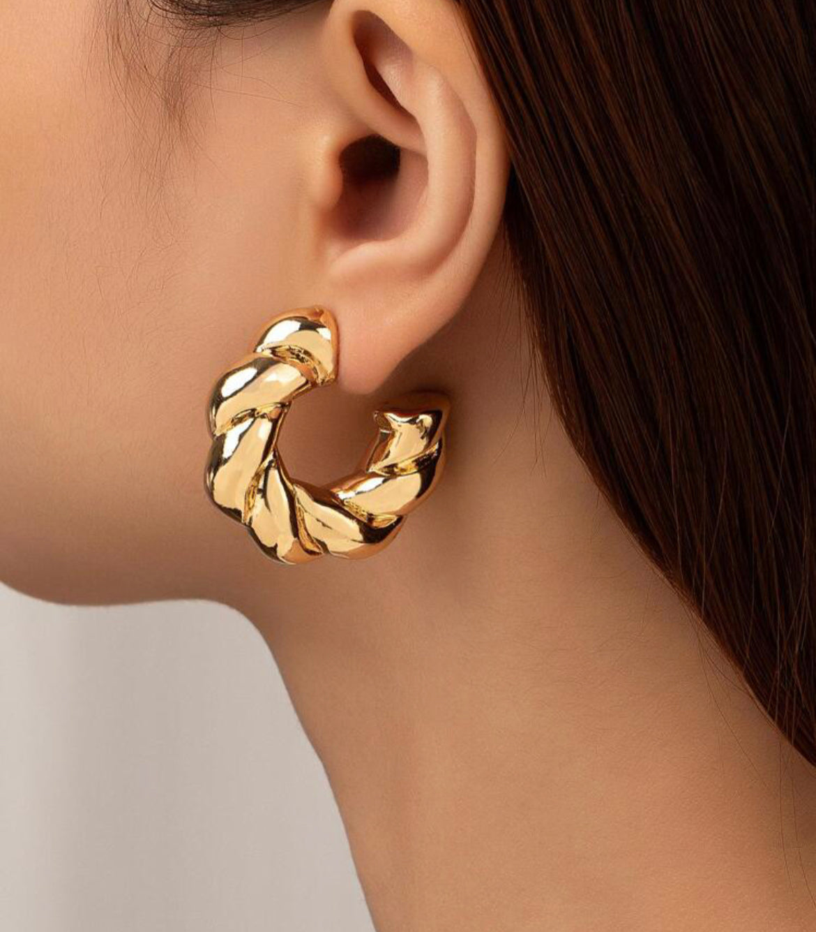 Twisted Millie Hoop