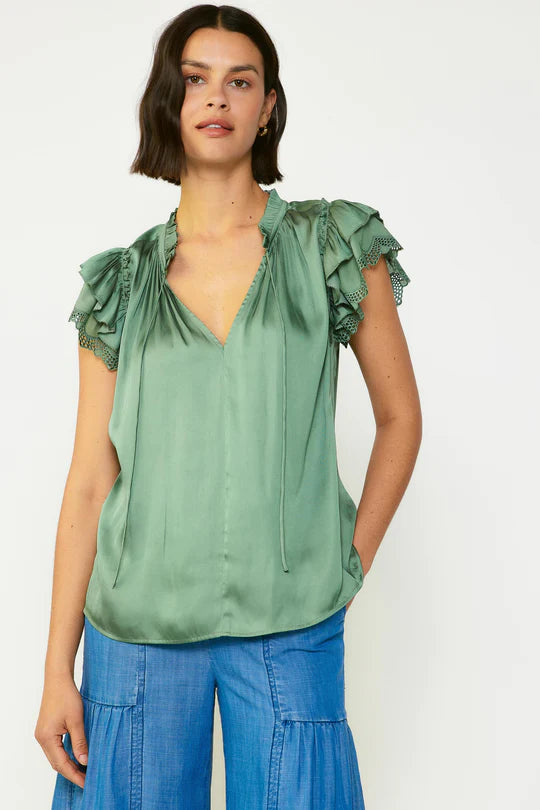 CHARLEE TOP