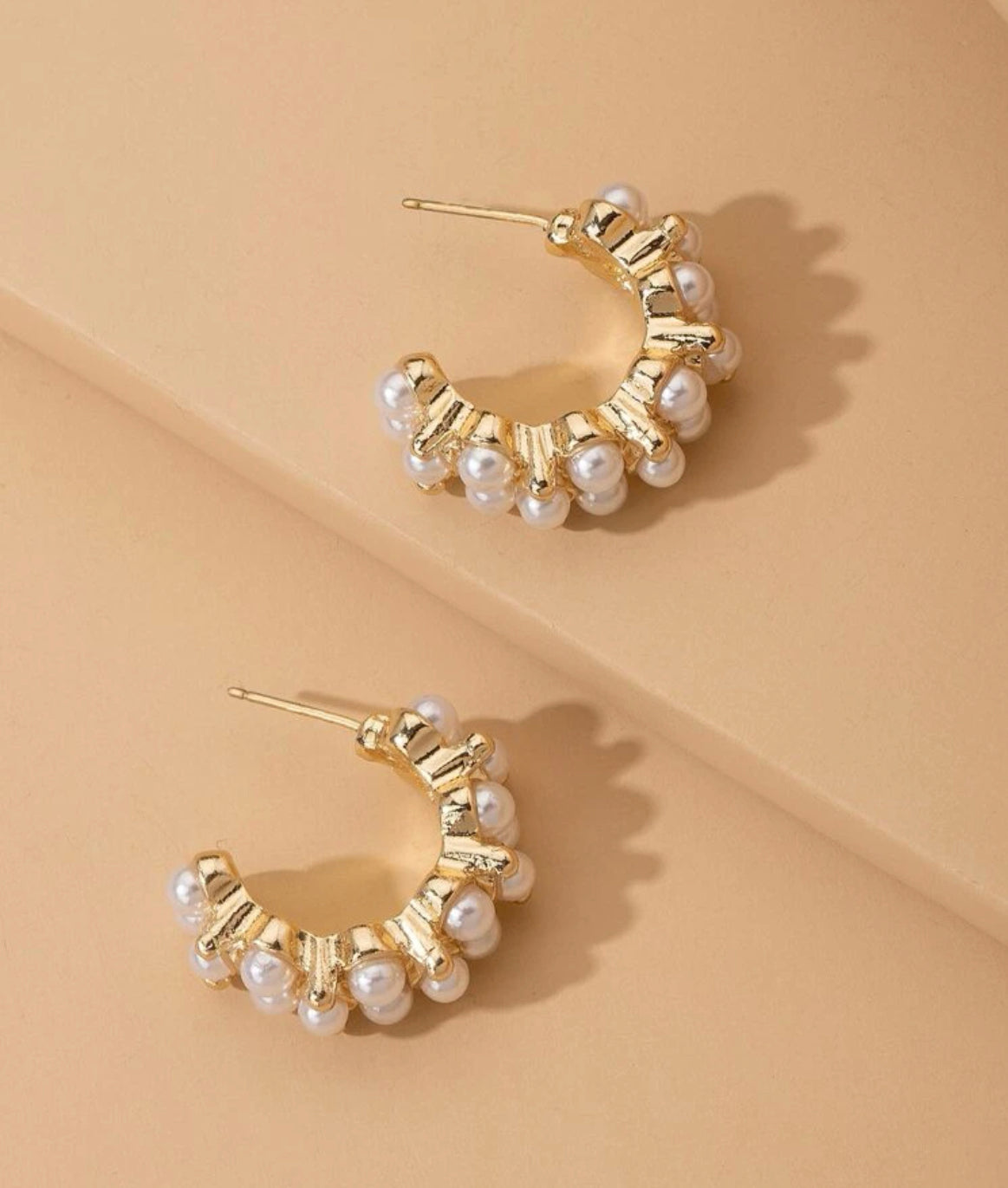 Dainty Pearl Hoop