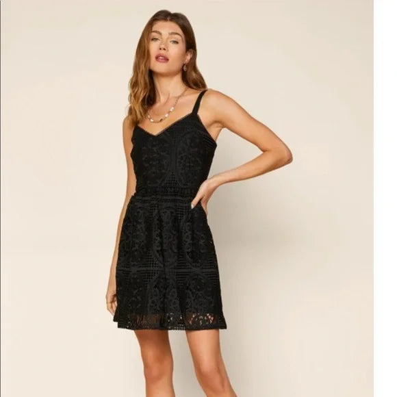 LACE CAMI MINI DRESS