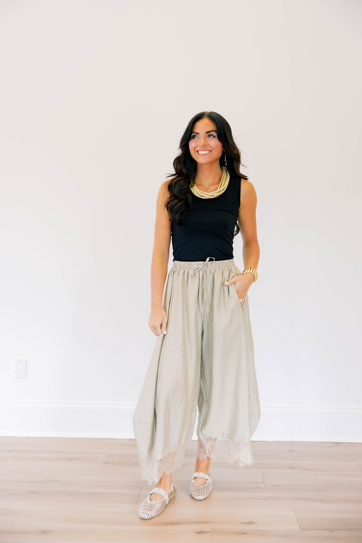 Liora Barrel Lace Pant