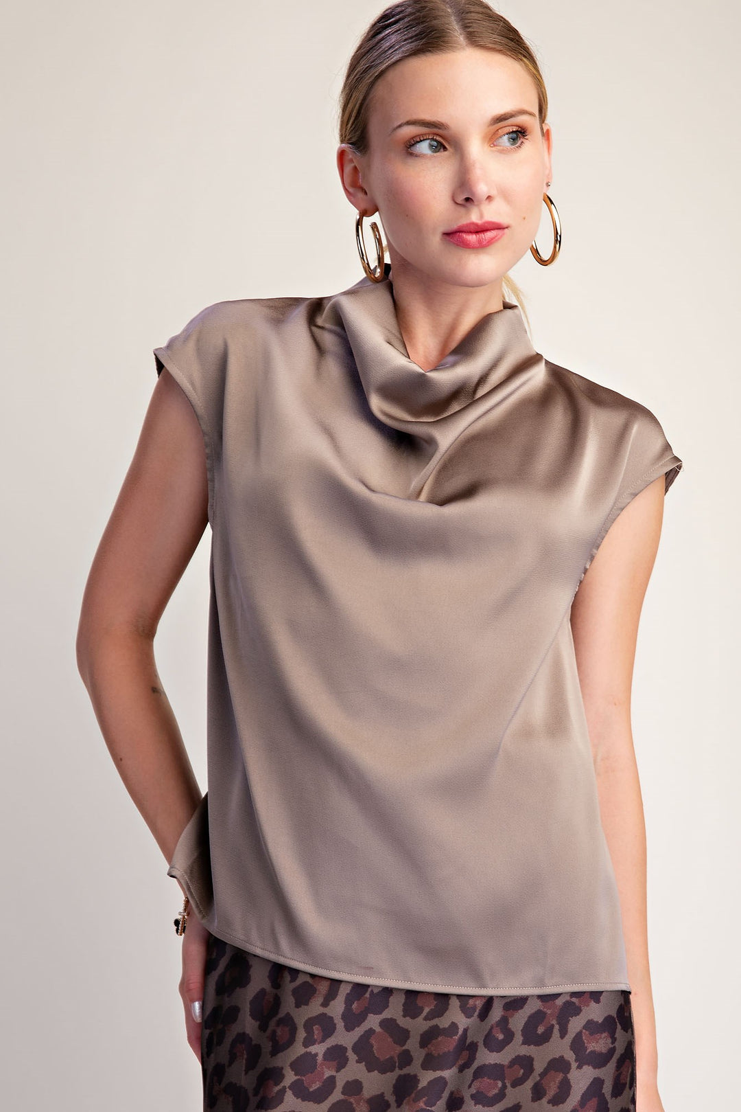 Pilar Top in Mocha