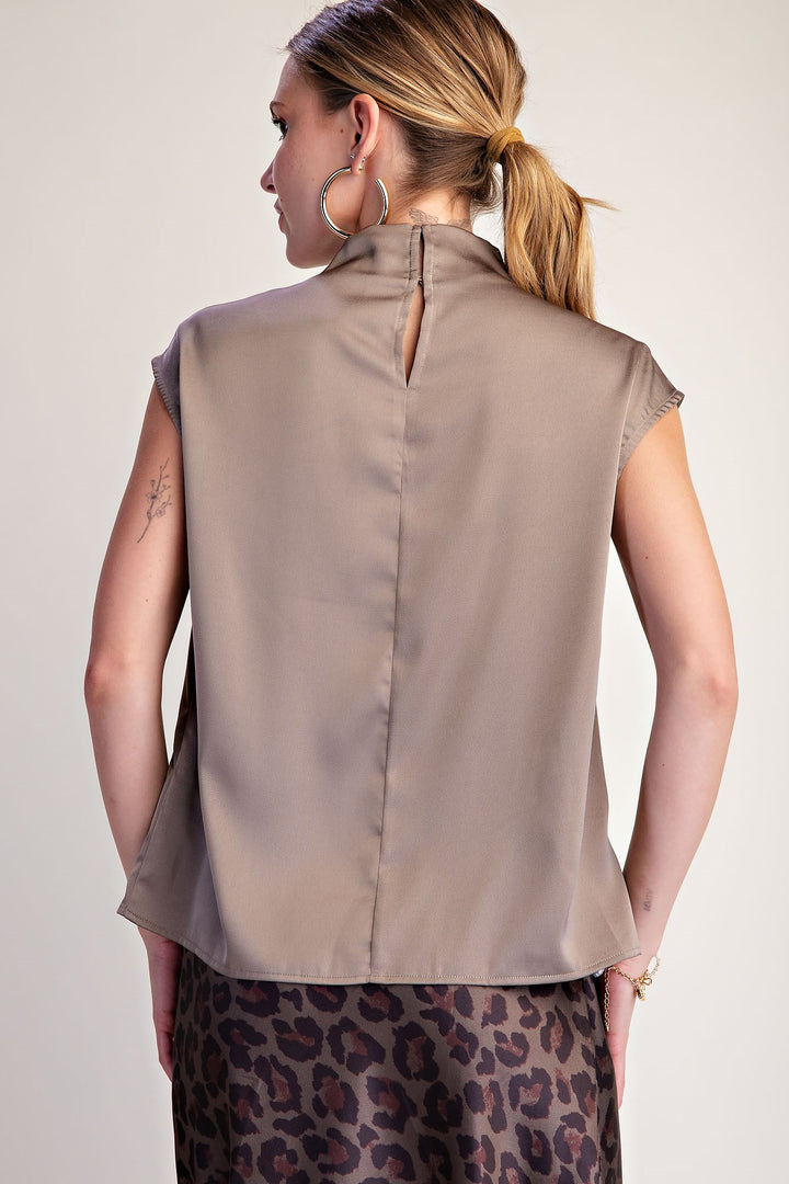 Pilar Top in Mocha