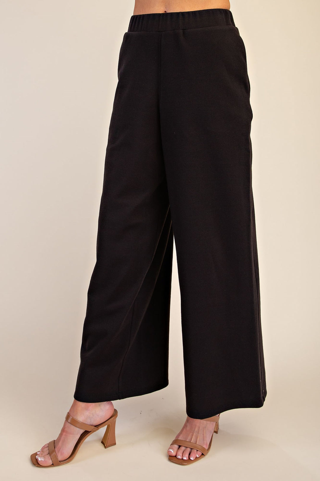 Marin Set in black — view 8
