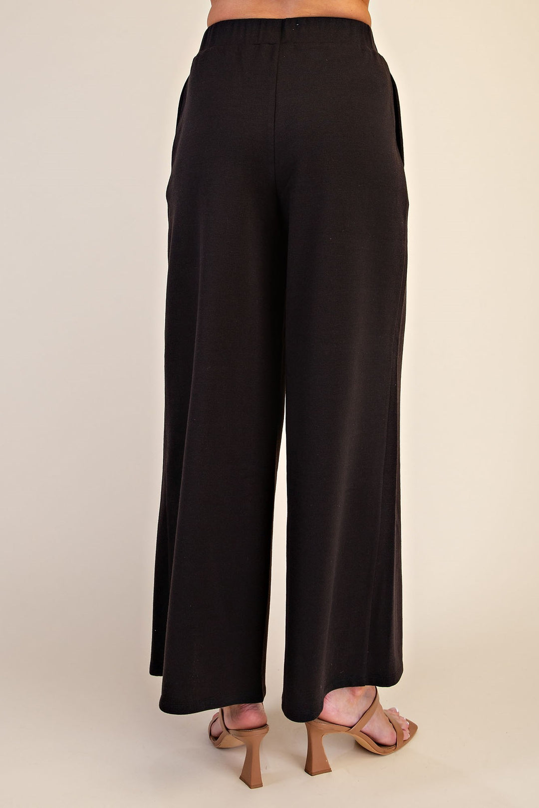 Marin Set in black — view 10