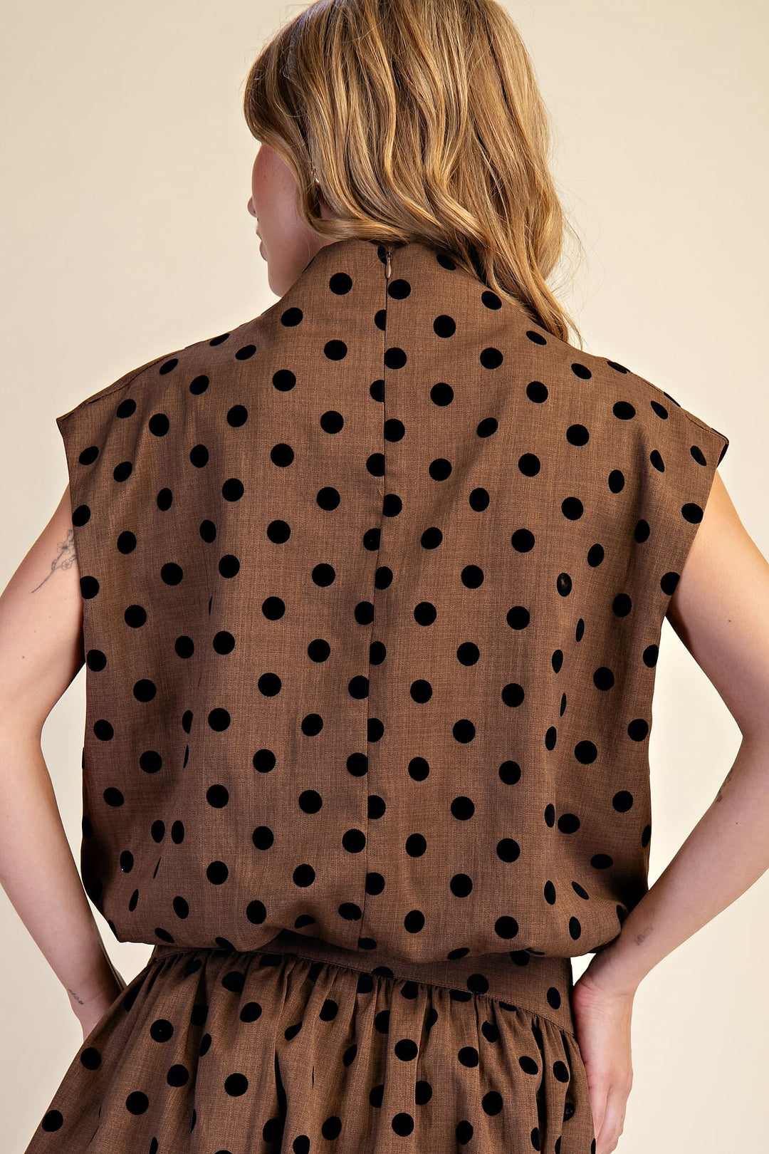 Maryanne Top in Mocha