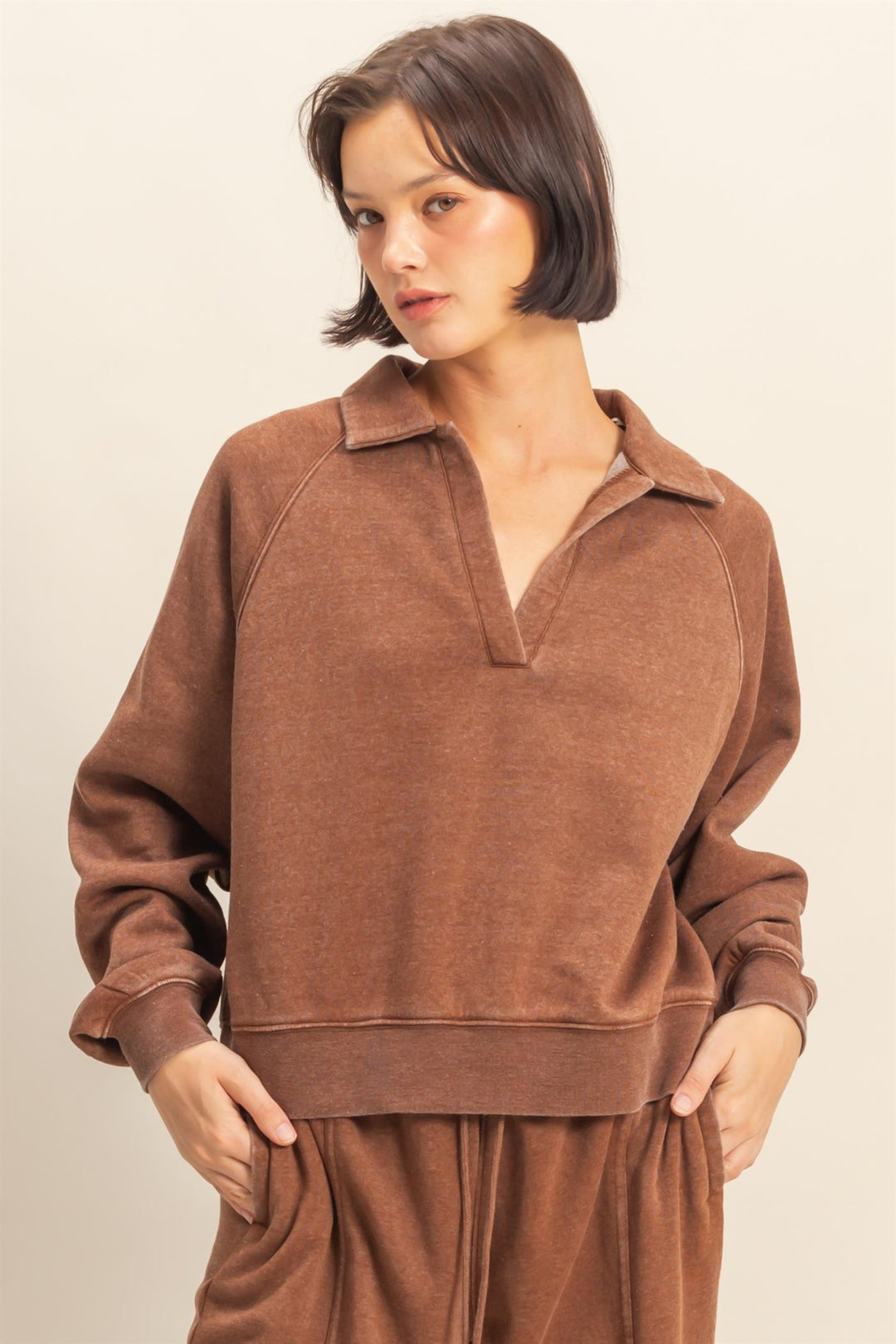 Collared V-Neck Set