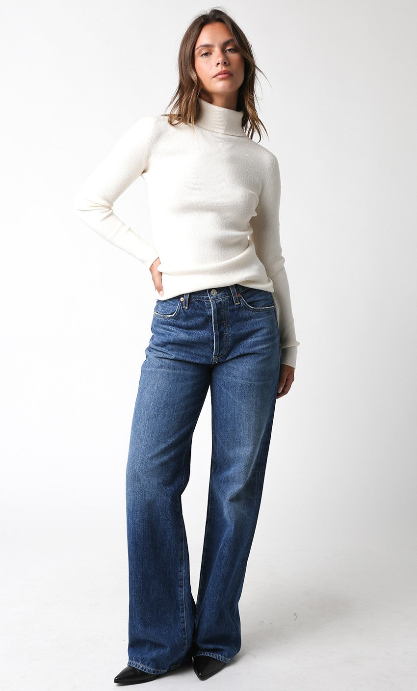 Vera Classic Turtleneck