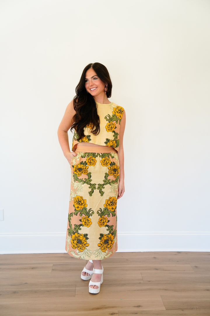 Cream Delicate Flower Arabesques Set