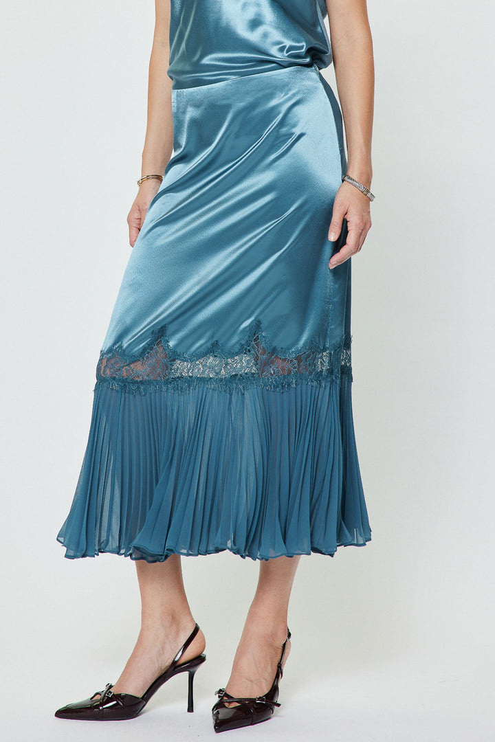 Ainsley Set in Dusty Blue — side view of the skirt&