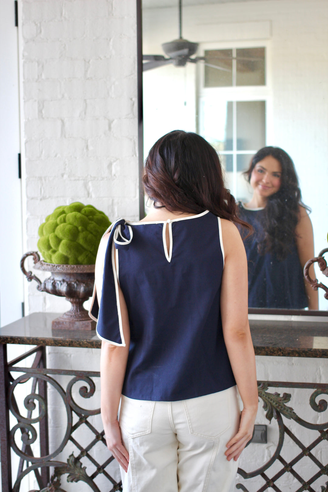 Shoulder Bow Top