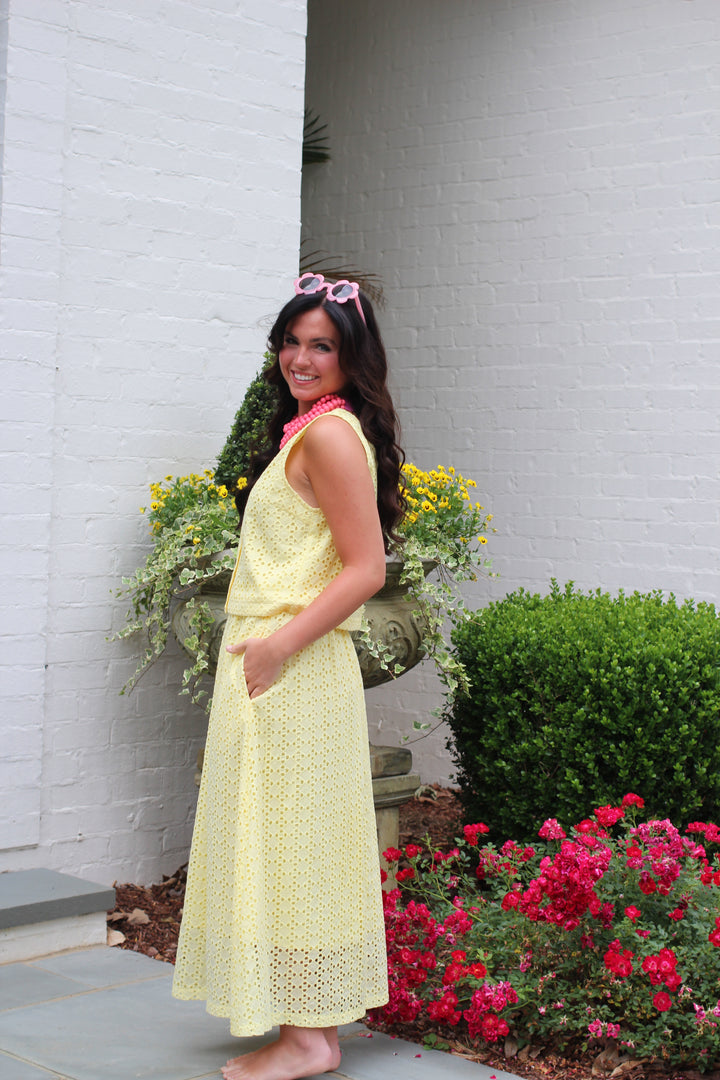 Timeless Sunshine Eyelet Set