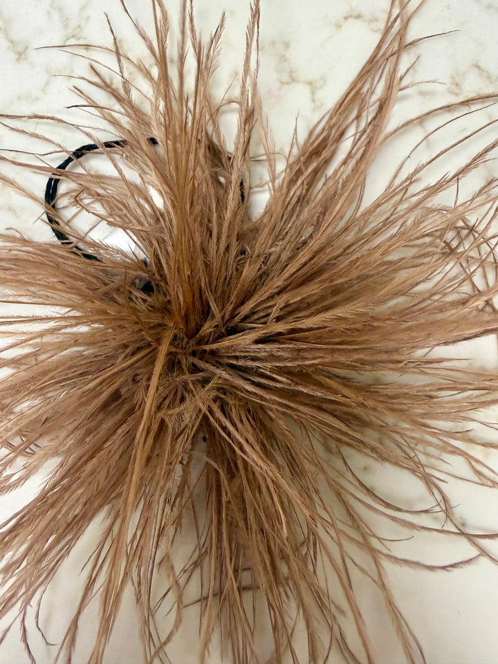 Feather Broach Pin Clip