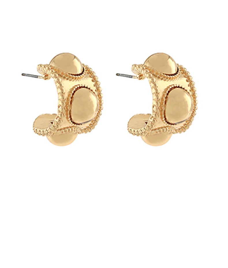 Wide Accent Dome Hoops