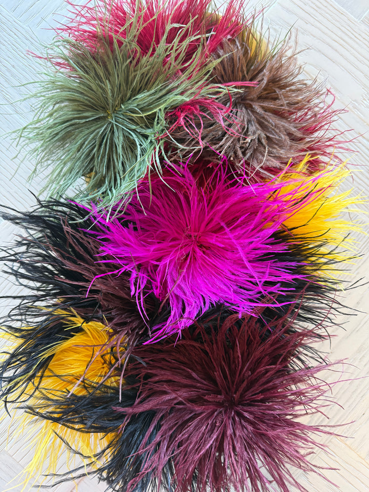 Feather Broach Pin Clip
