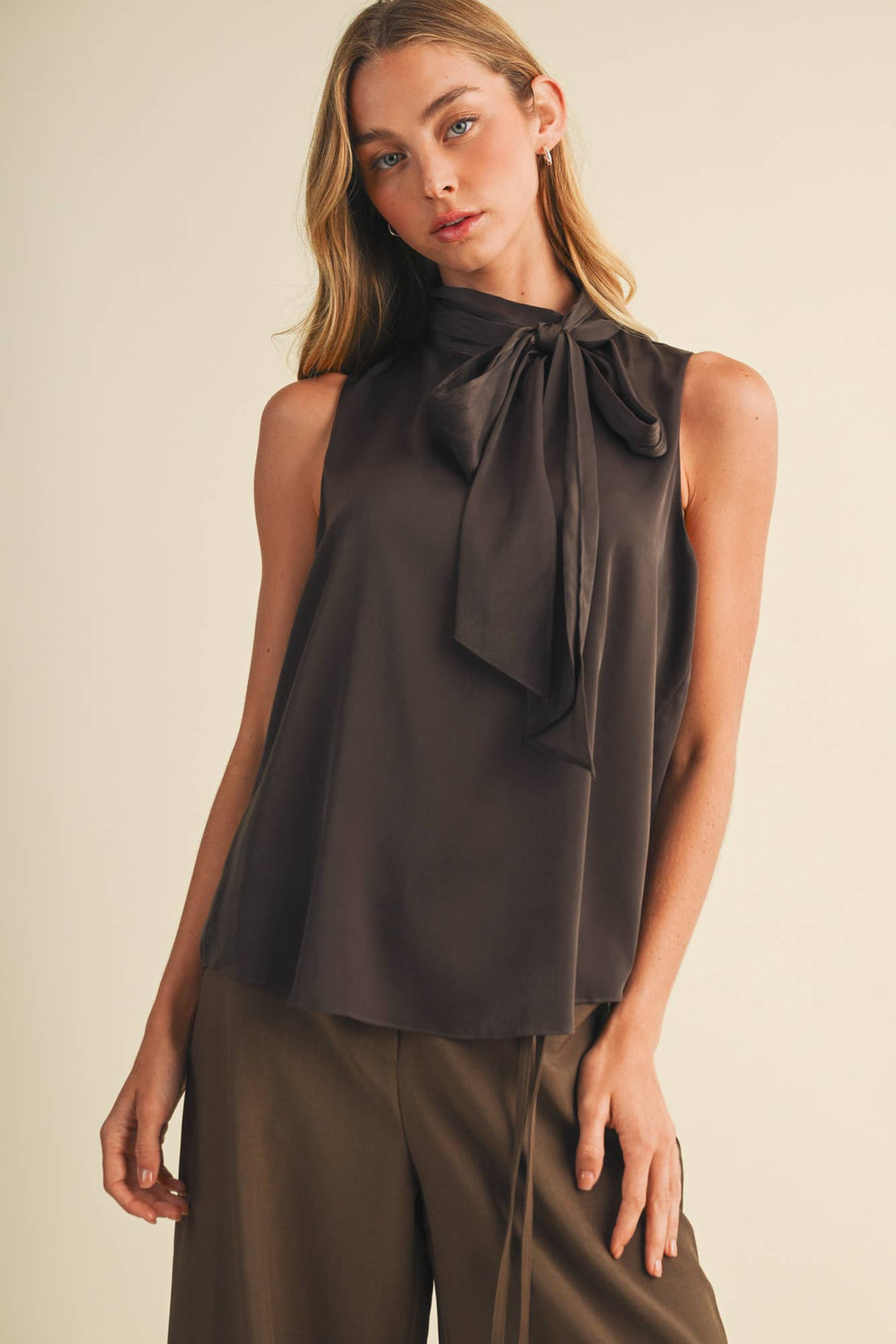 Leigh Top in Dk Oak