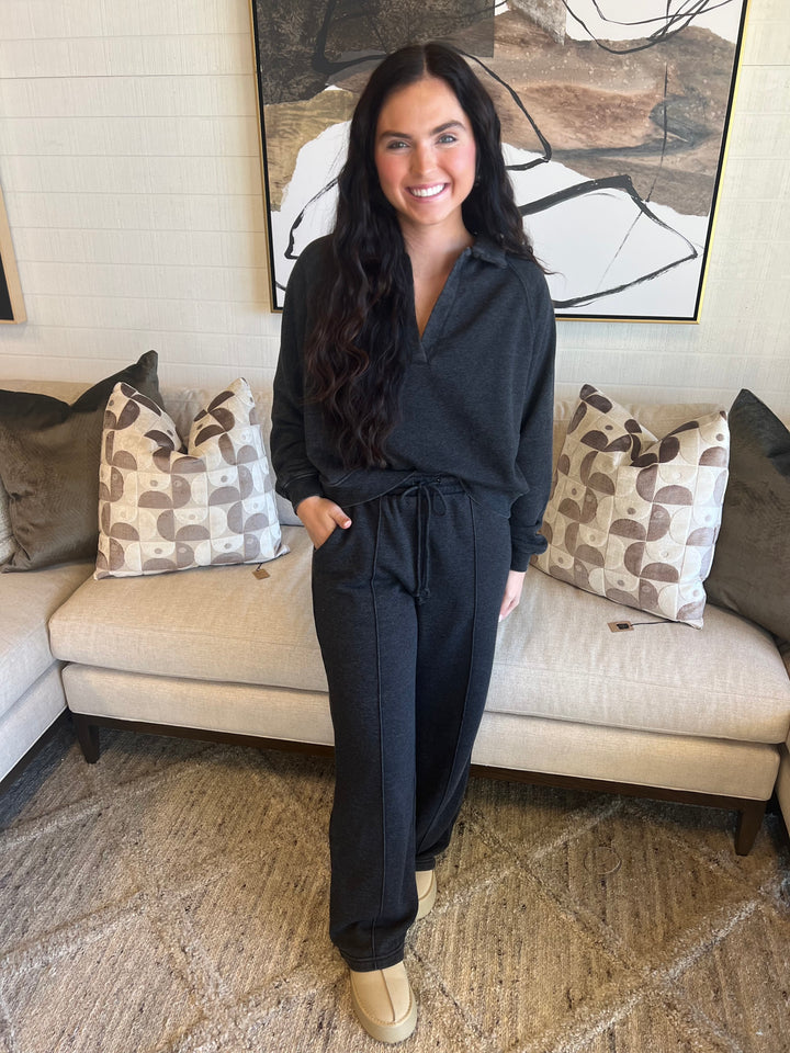 Collared V-Neck Set