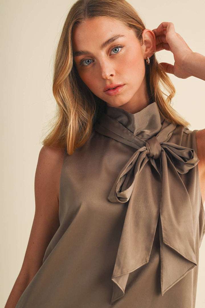 Leigh Top in vintage khaki — view 1