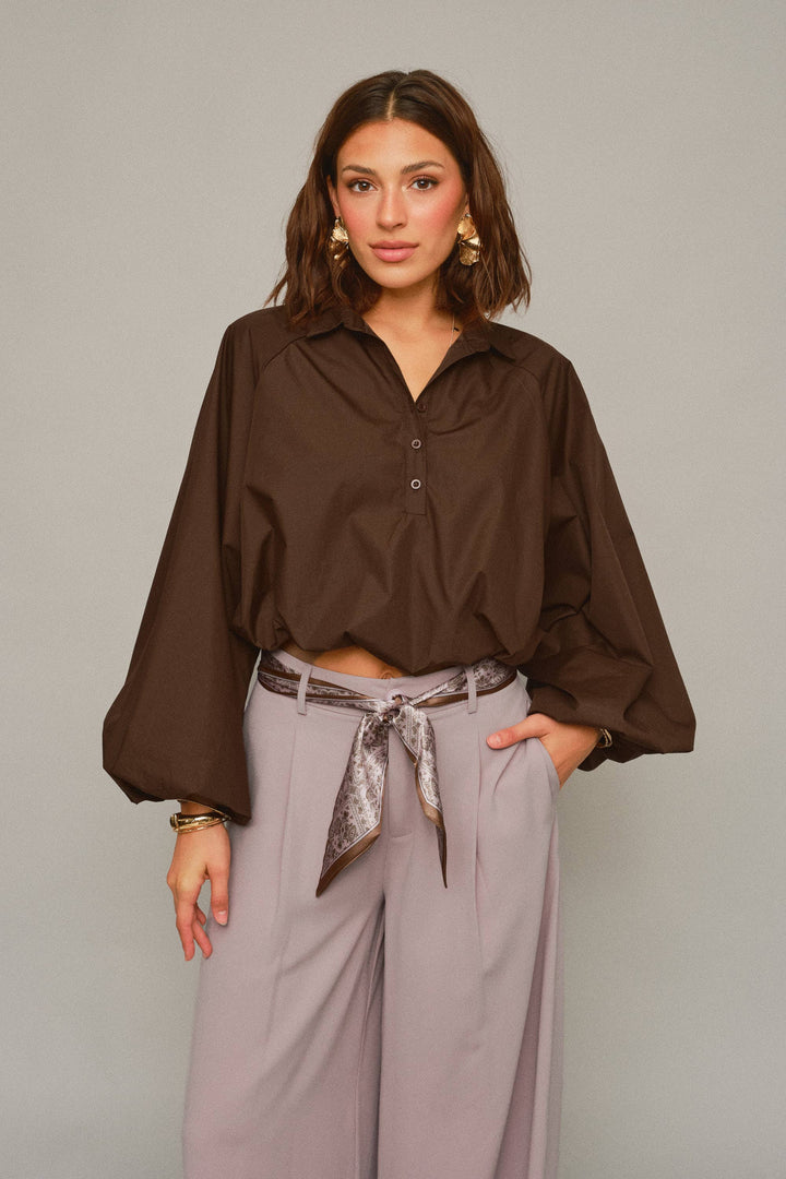 Izzie Top in Brown
