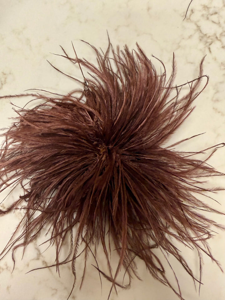 Feather Broach Pin Clip