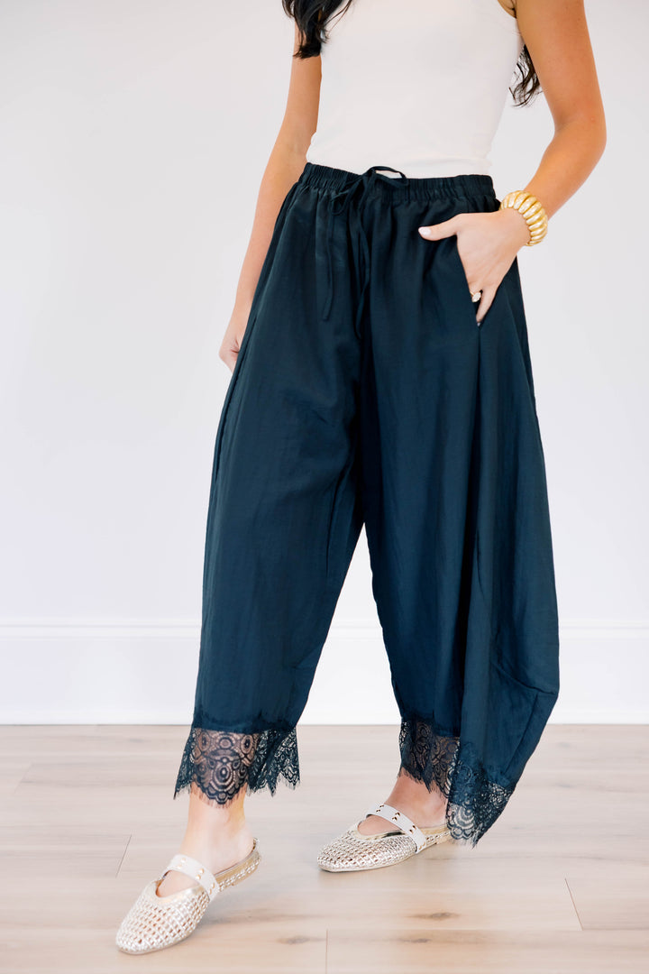 Liora Barrel Lace Pant
