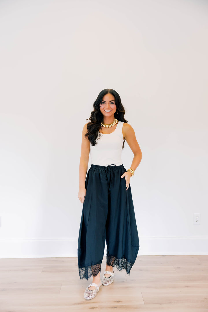 Liora Barrel Lace Pant