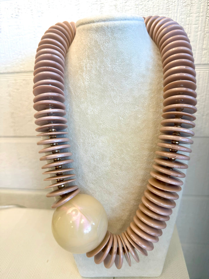 Chunky Pearl Necklace