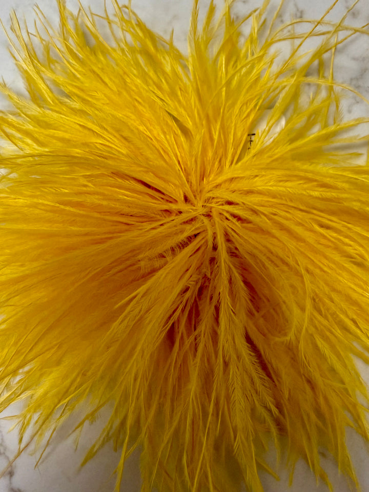 Feather Broach Pin Clip