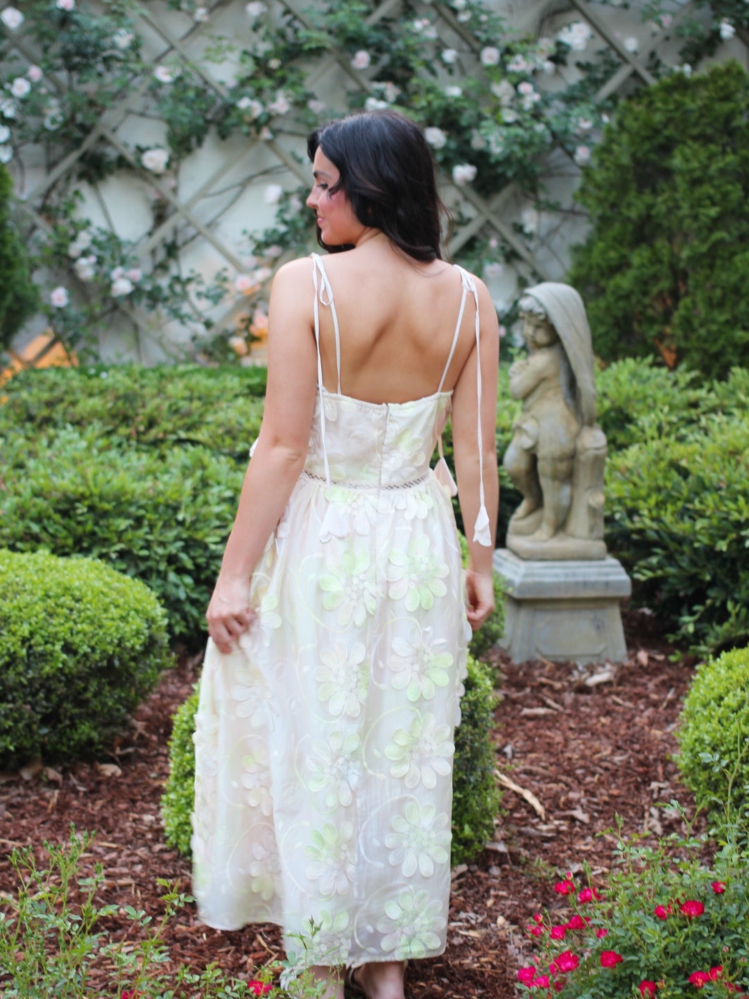 3-D Daisies and Sunshine Dress