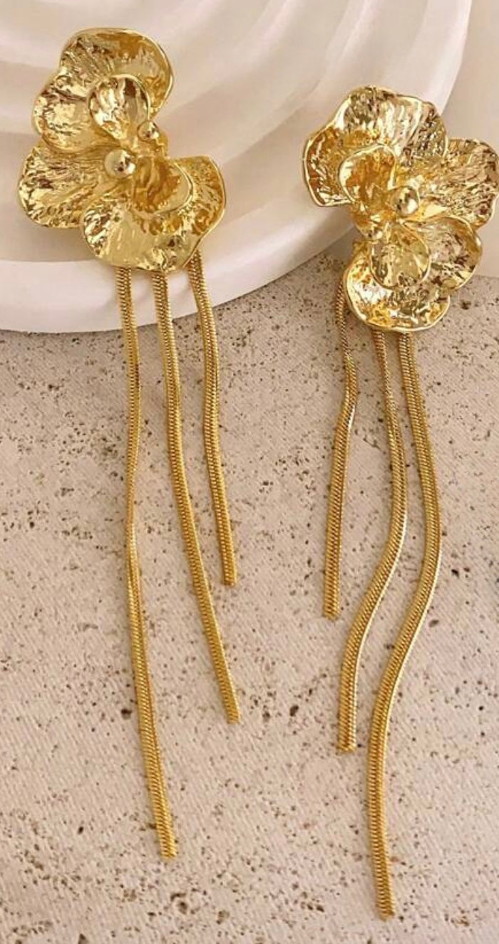 Flower Dangle Earring