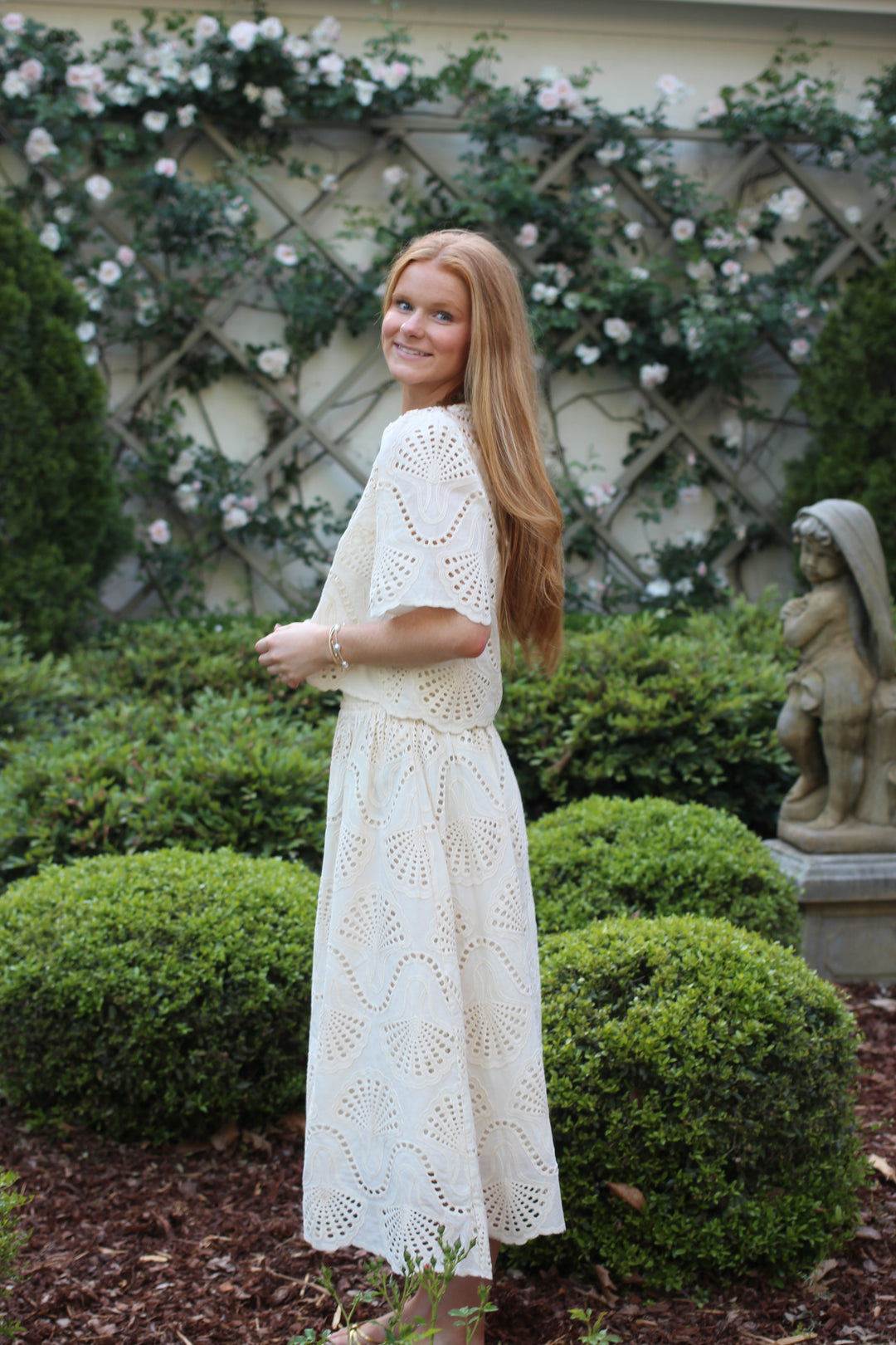 Cannes Eyelet Set