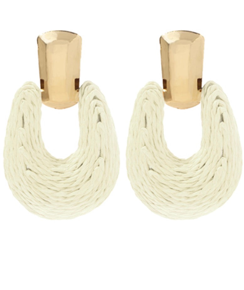 Ivory Raffia Gradient Earring