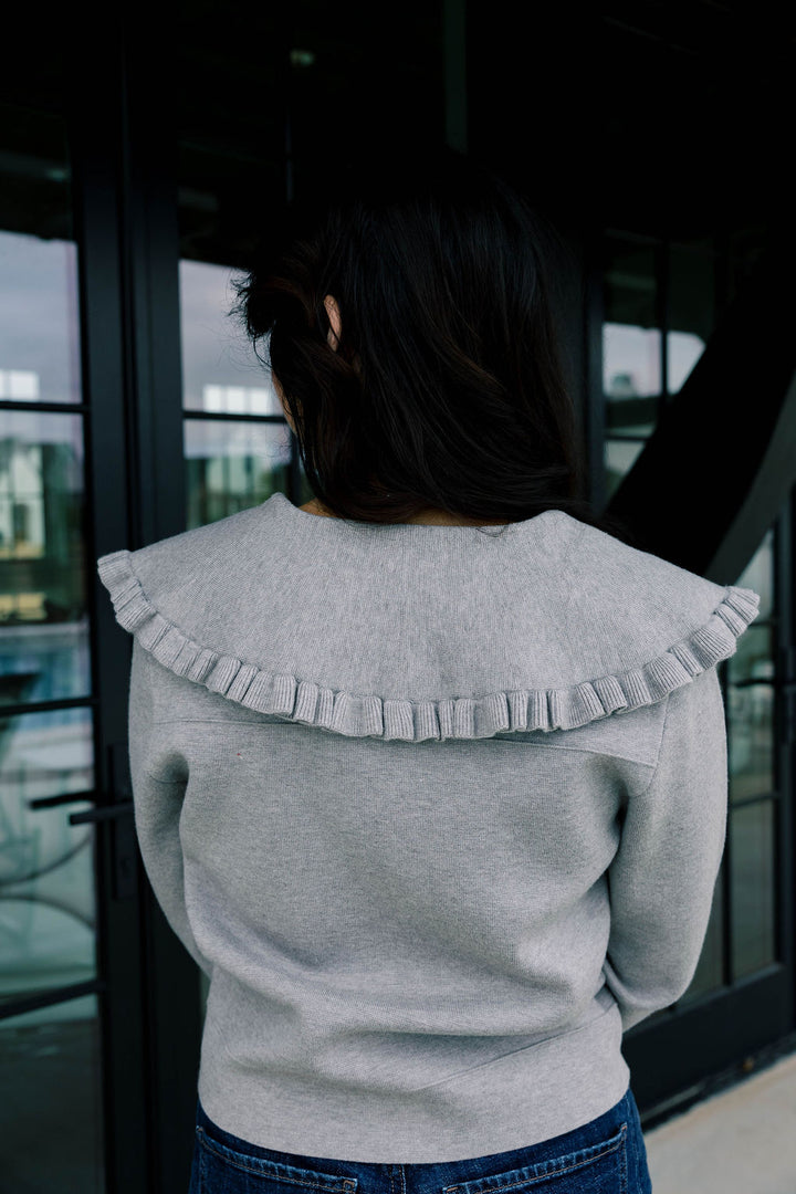 Ruffle Collar Knit Jacket