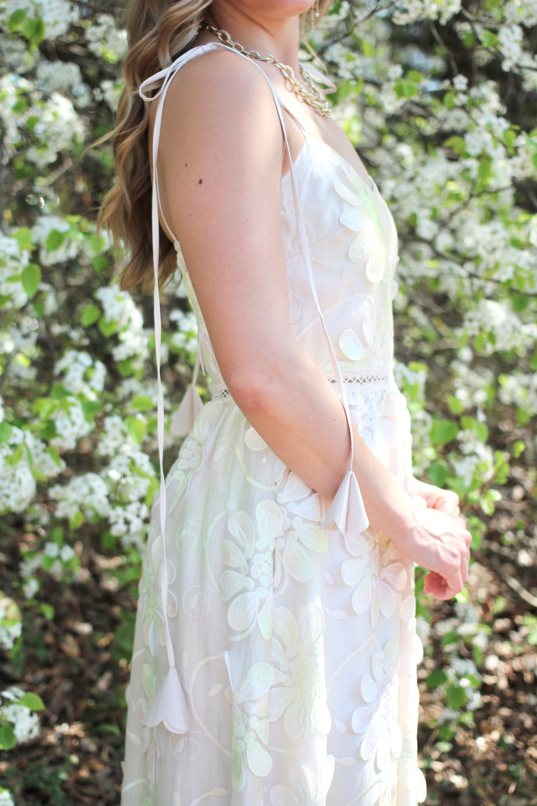 3-D Daisies and Sunshine Dress