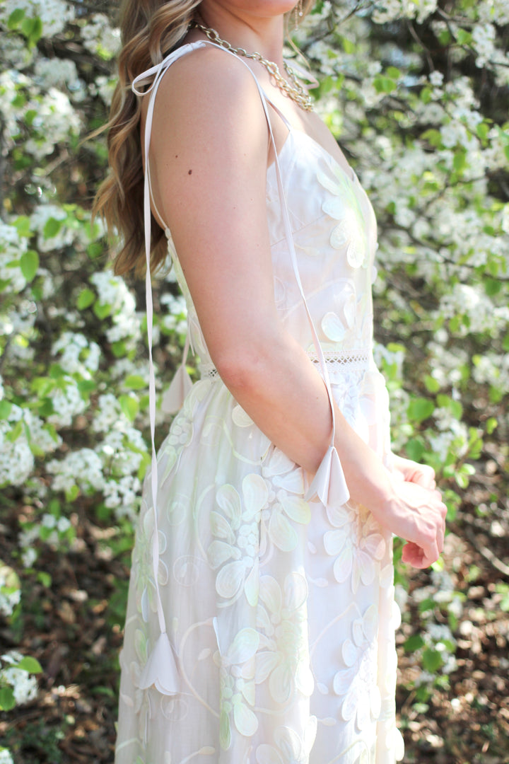 3-D Daisies and Sunshine Dress