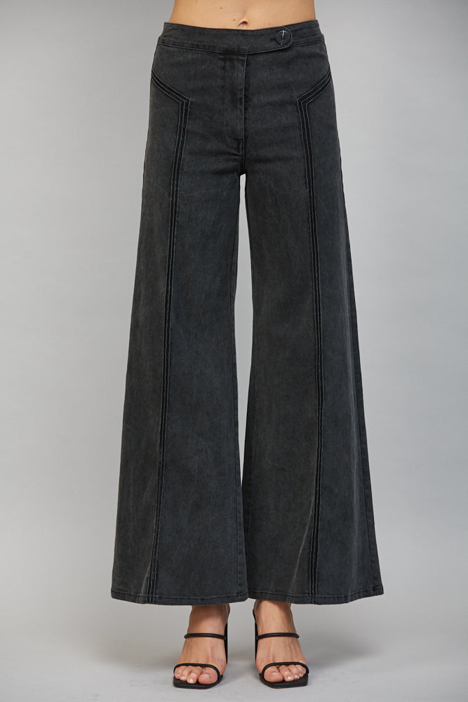 Logan Pants - Black