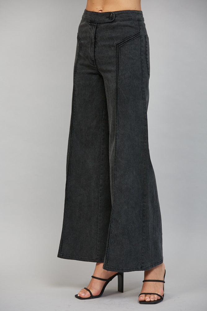 Logan Pants - Black