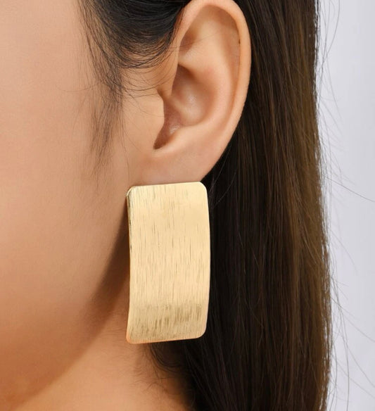 RECTANGULAR MODERN EARRING