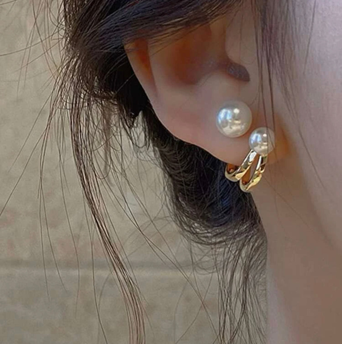 Pearl Wrap Earring