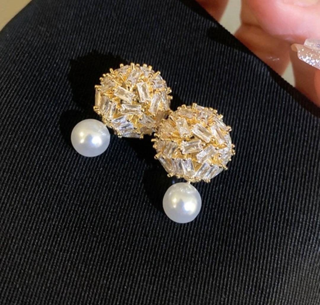 Crystal and Pearl Earring