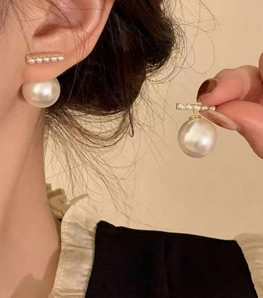 Pearl Bar With Pearl Back Stud Earring