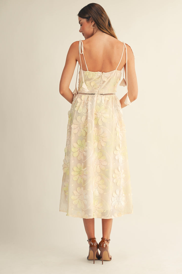 3-D Daisies and Sunshine Dress