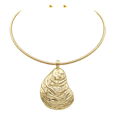 Oyster Shell Wire Choker