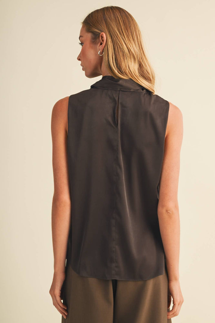 Leigh Top in Dk Oak