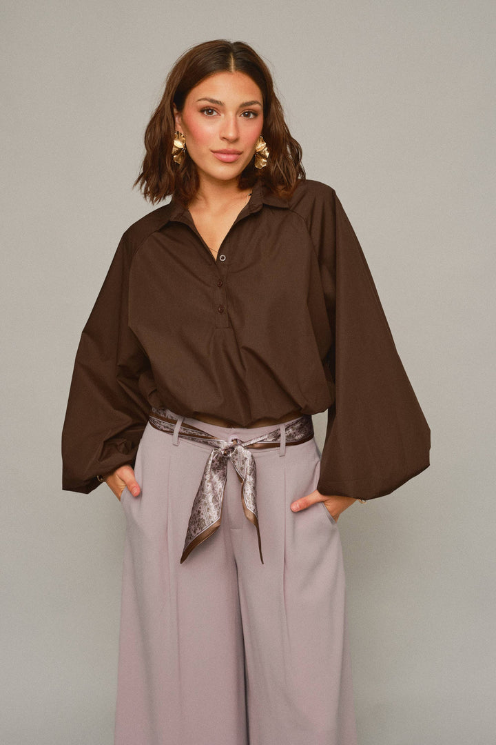 Izzie Top in Brown