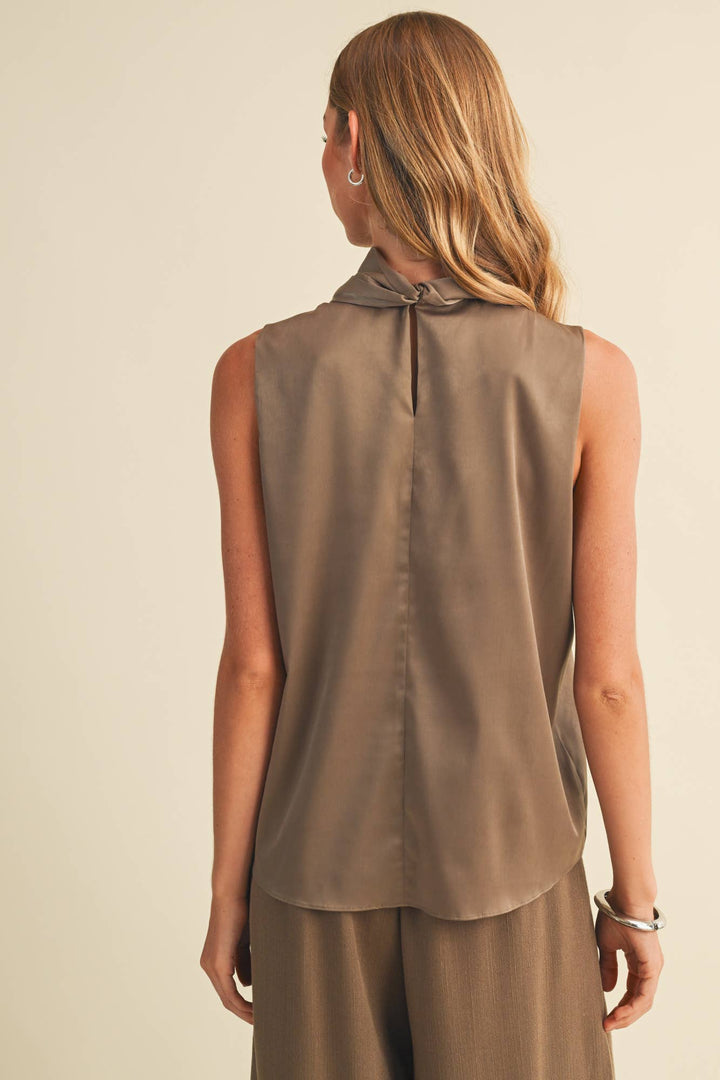 Leigh Top in vintage khaki — view 5